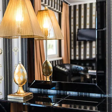 Landidyll-hotel Nudelbacher فندق